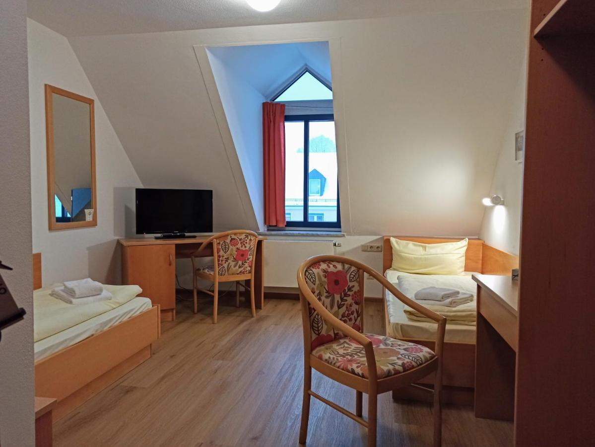 Gastehaus Deggendorf Ξενοδοχείο Εξωτερικό φωτογραφία